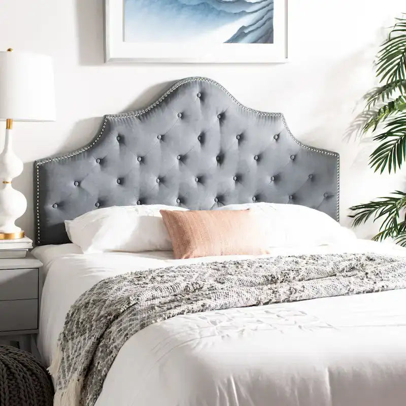 SAFAVIEH Brianna Taupe Linen Upholstered Tufted Headboard - Silver Nailhead (Queen)