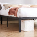 VECELO Kids Bed Frames Queen Size Metal Bed Frames Mattress Foundation(Twin/Full/Queen/King 4 Options)