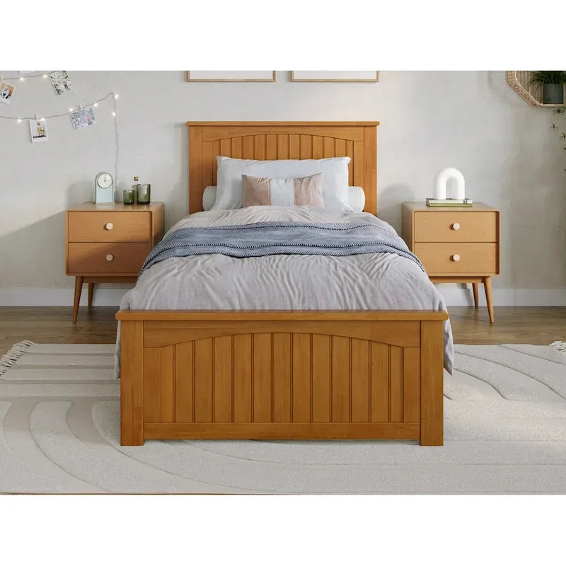AFI, Nantucket Foundation Bed with Matching Footboard