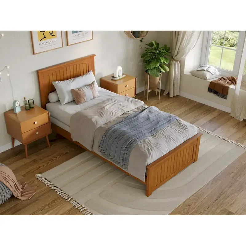 AFI, Nantucket Foundation Bed with Matching Footboard