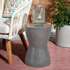 SAFAVIEH Cheul Concrete Indoor/ Outdoor Accent Table - 12.2 x 12.2 x 17.3 - 12Wx12Dx17H